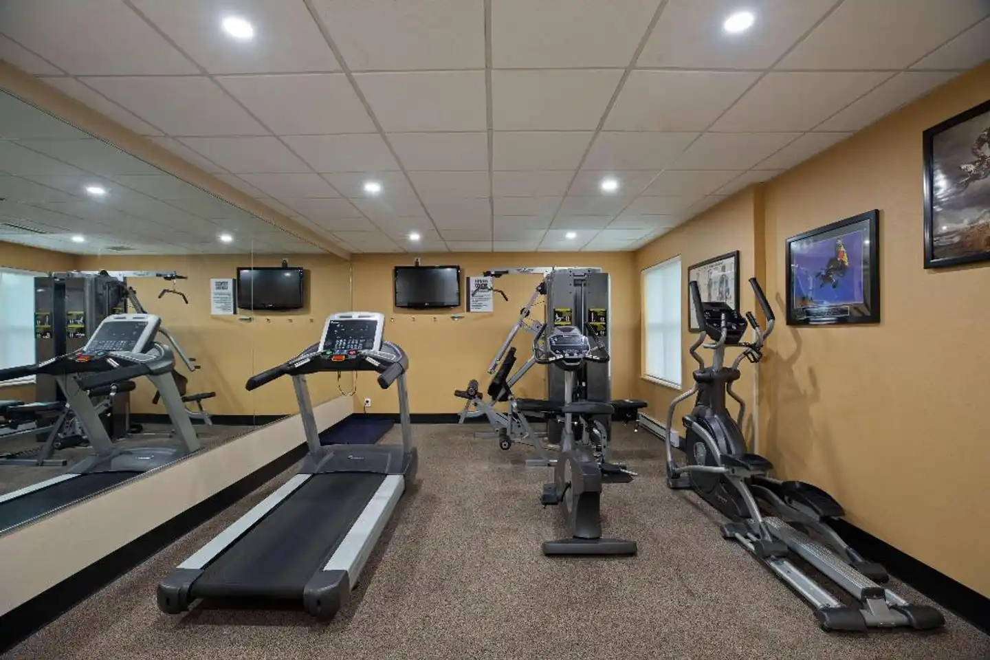 Best Western Plus Executive Inn Sport und Entertainment