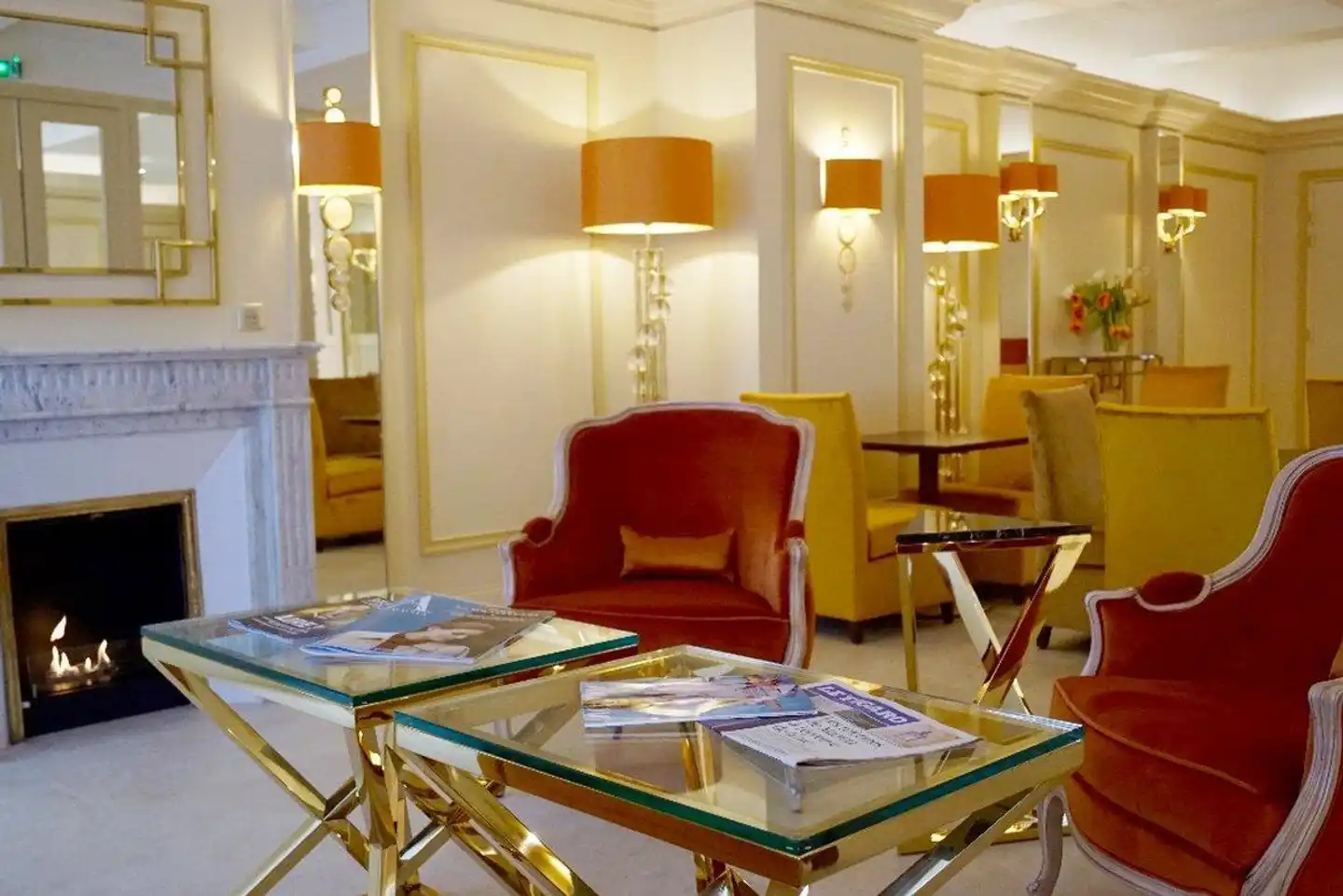 De Suede Saint Germain Lobby