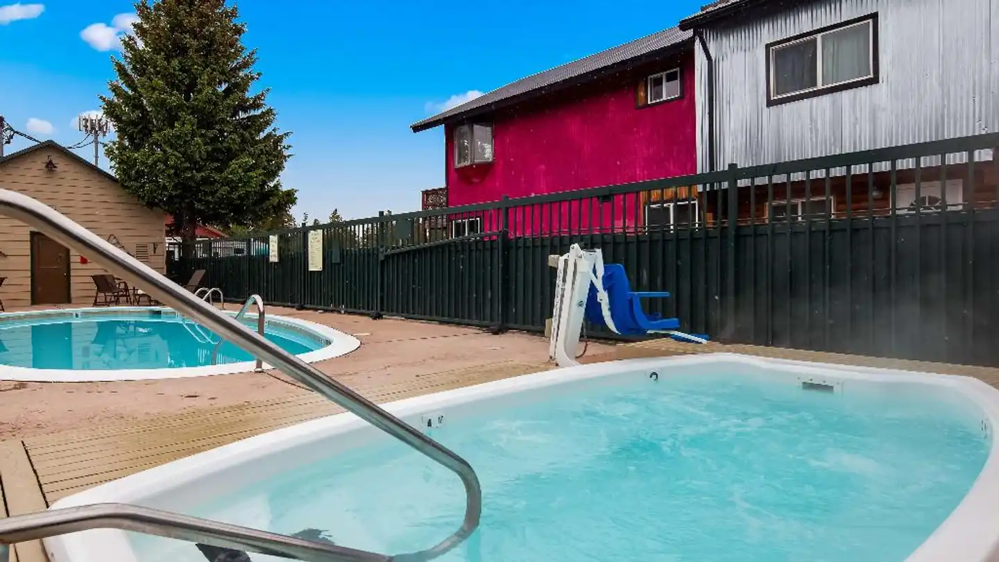 Best Western Weston Inn Pool