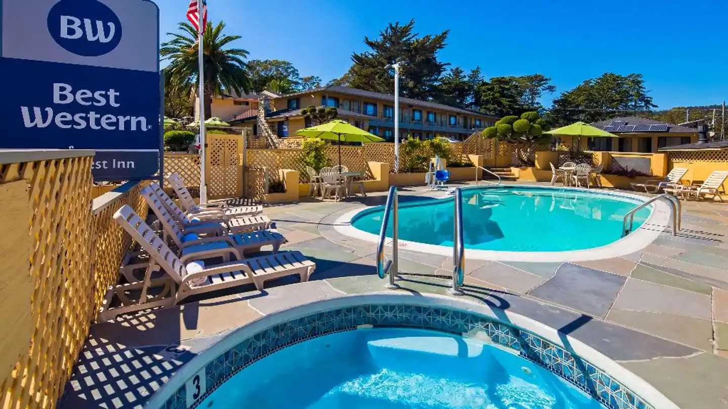 Best Western Park Crest Inn - Monterey Pool