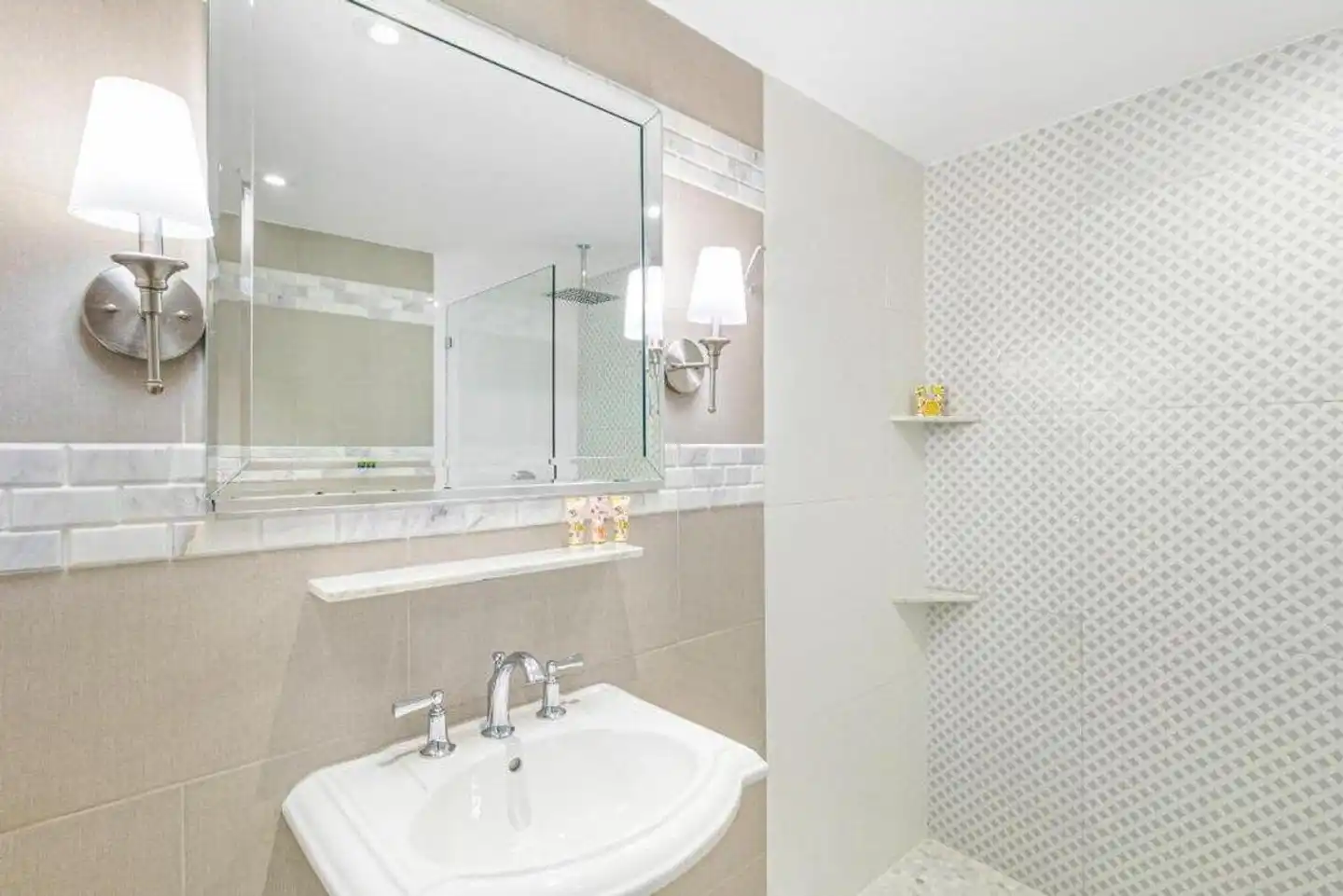 Henrosa Hotel Badezimmer