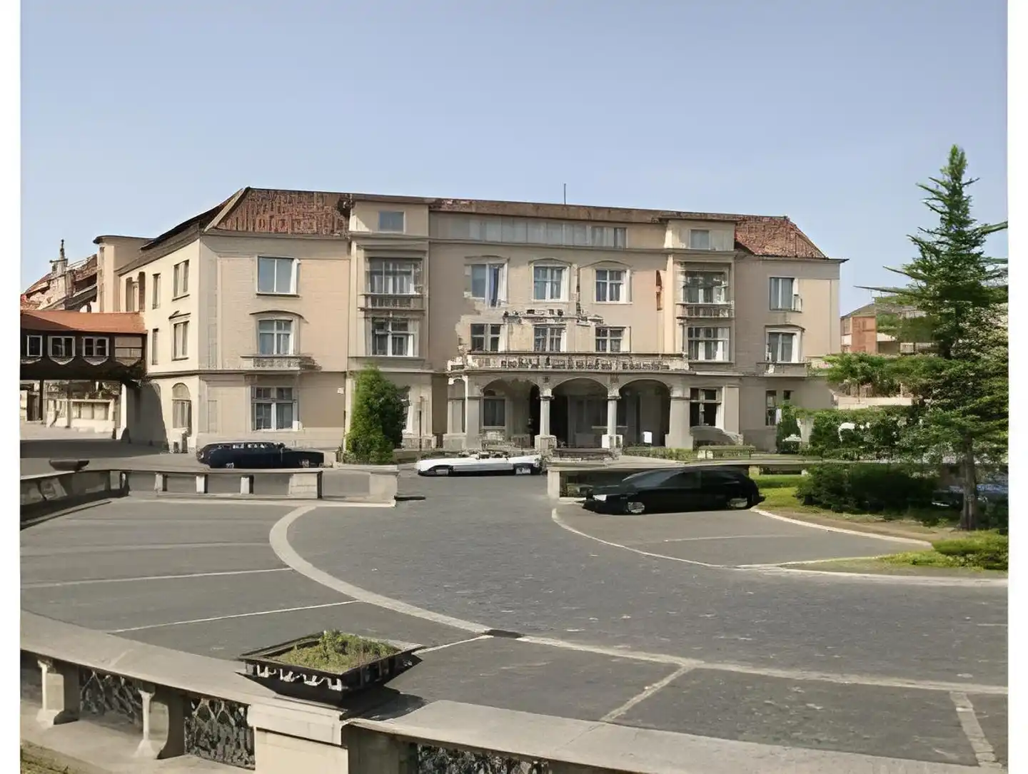 Deutsches Haus Aussenansicht
