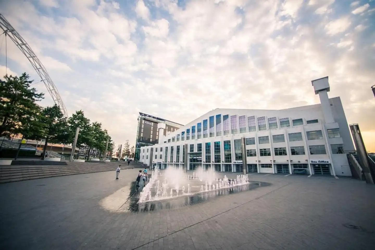 Wembley International Hotel Aussenansicht