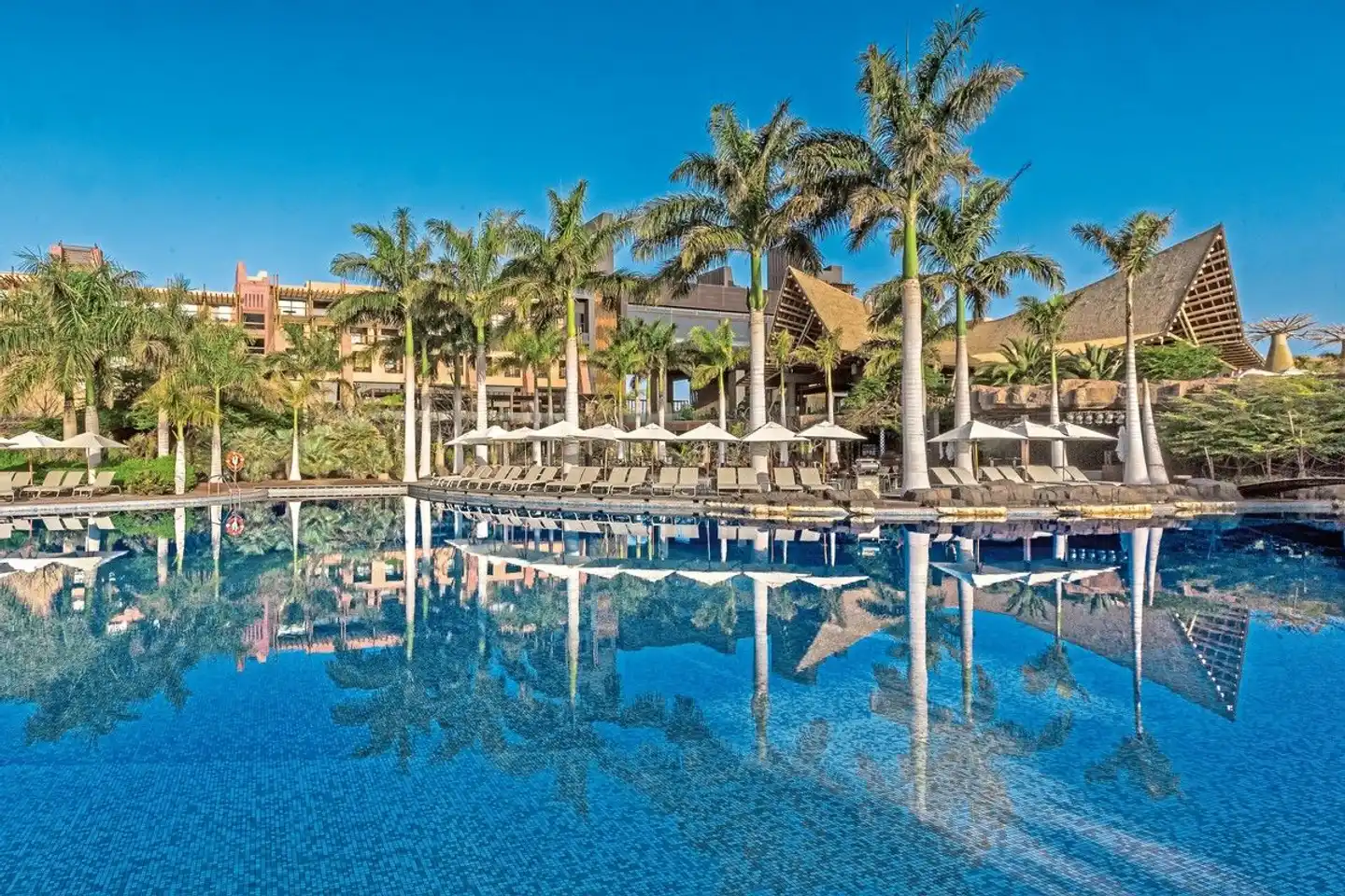 Lopesan Baobab Resort Pool