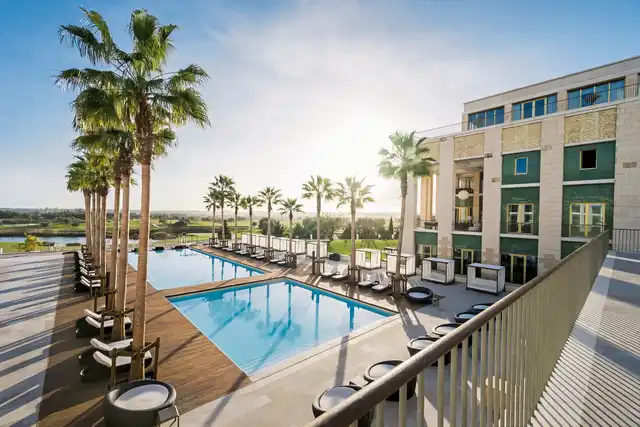 Victoria Golf Resort & Spa Pool
