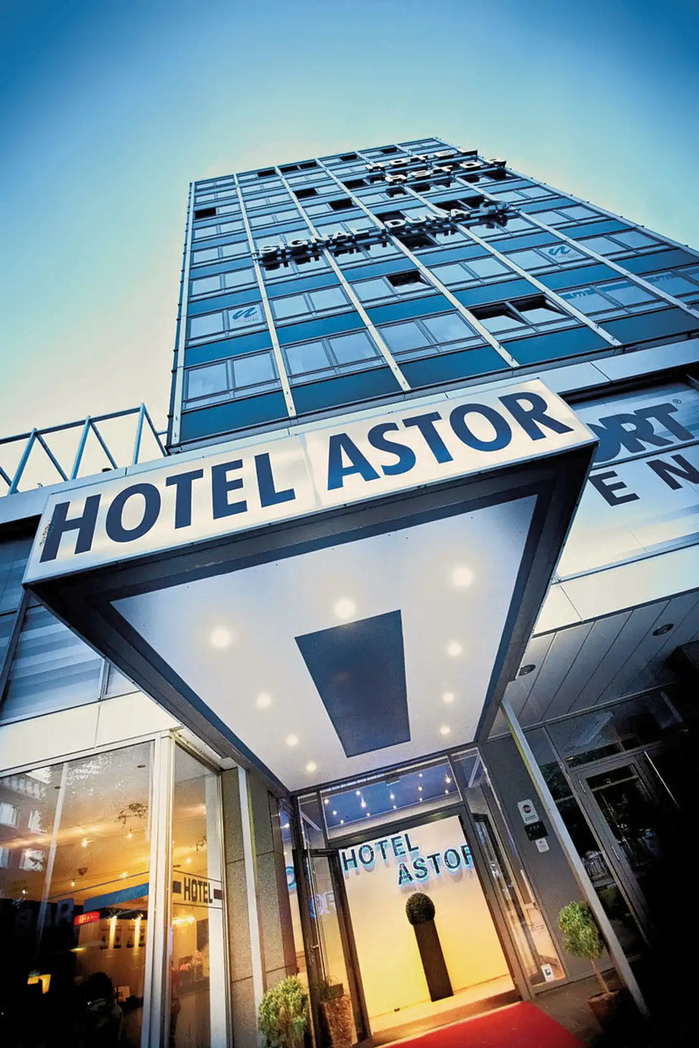 Hotel Astor Kiel by Campanile Aussenansicht