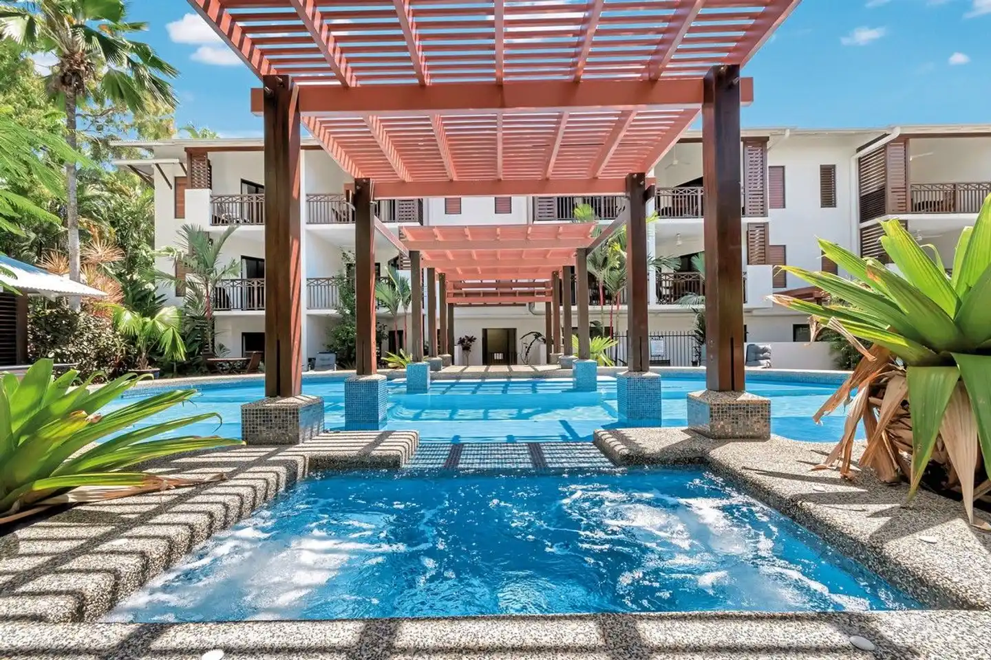 Freestyle Resort Pool