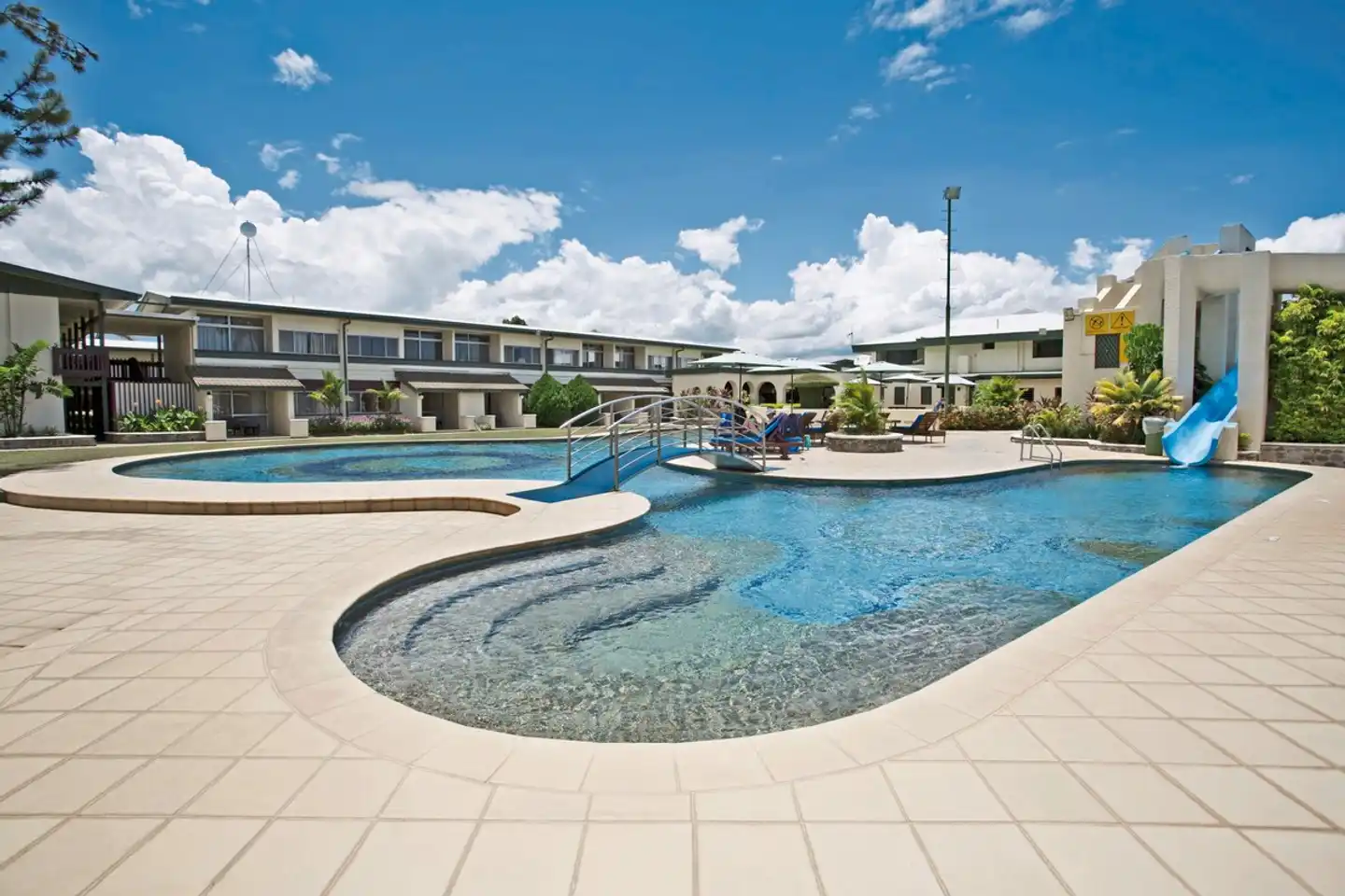 Fiji Gateway Hotel Pool