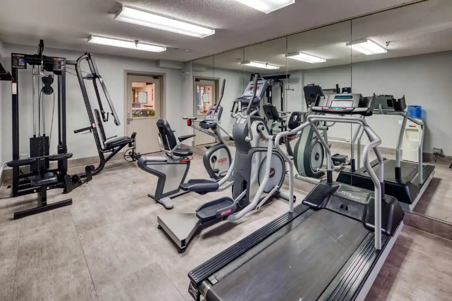Baymont Inn & Suites Durham Sport und Entertainment