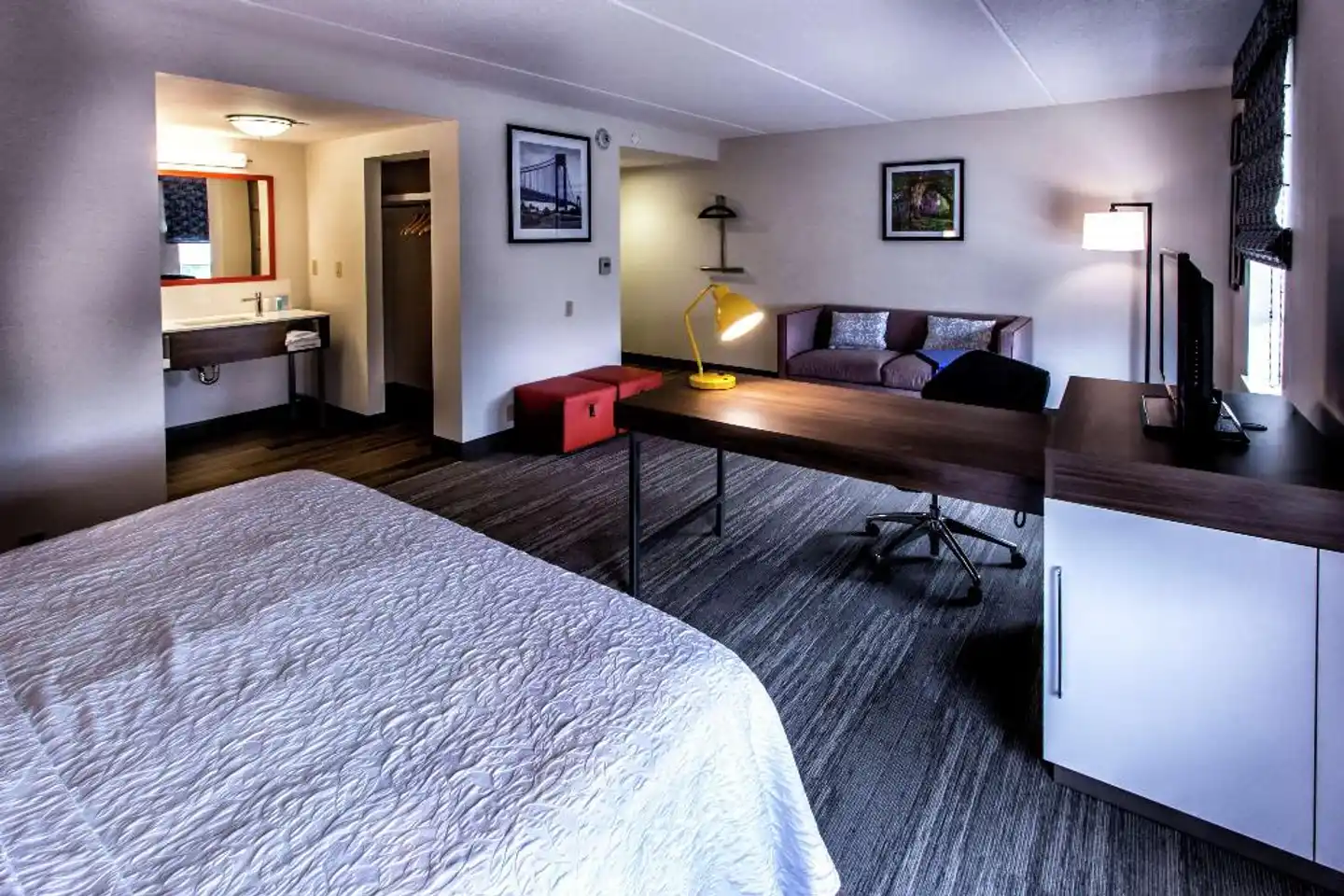 Hampton Inn & Suites Staten Island Wohnbeispiel