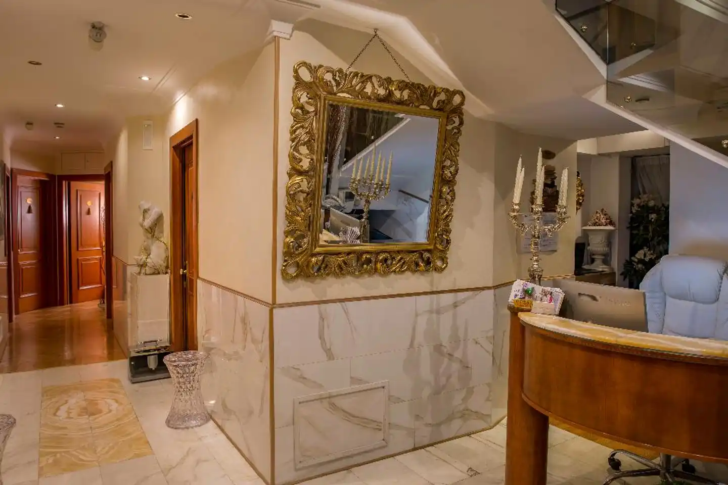 Luxury Rooms H 2000 Roma Wohnbeispiel