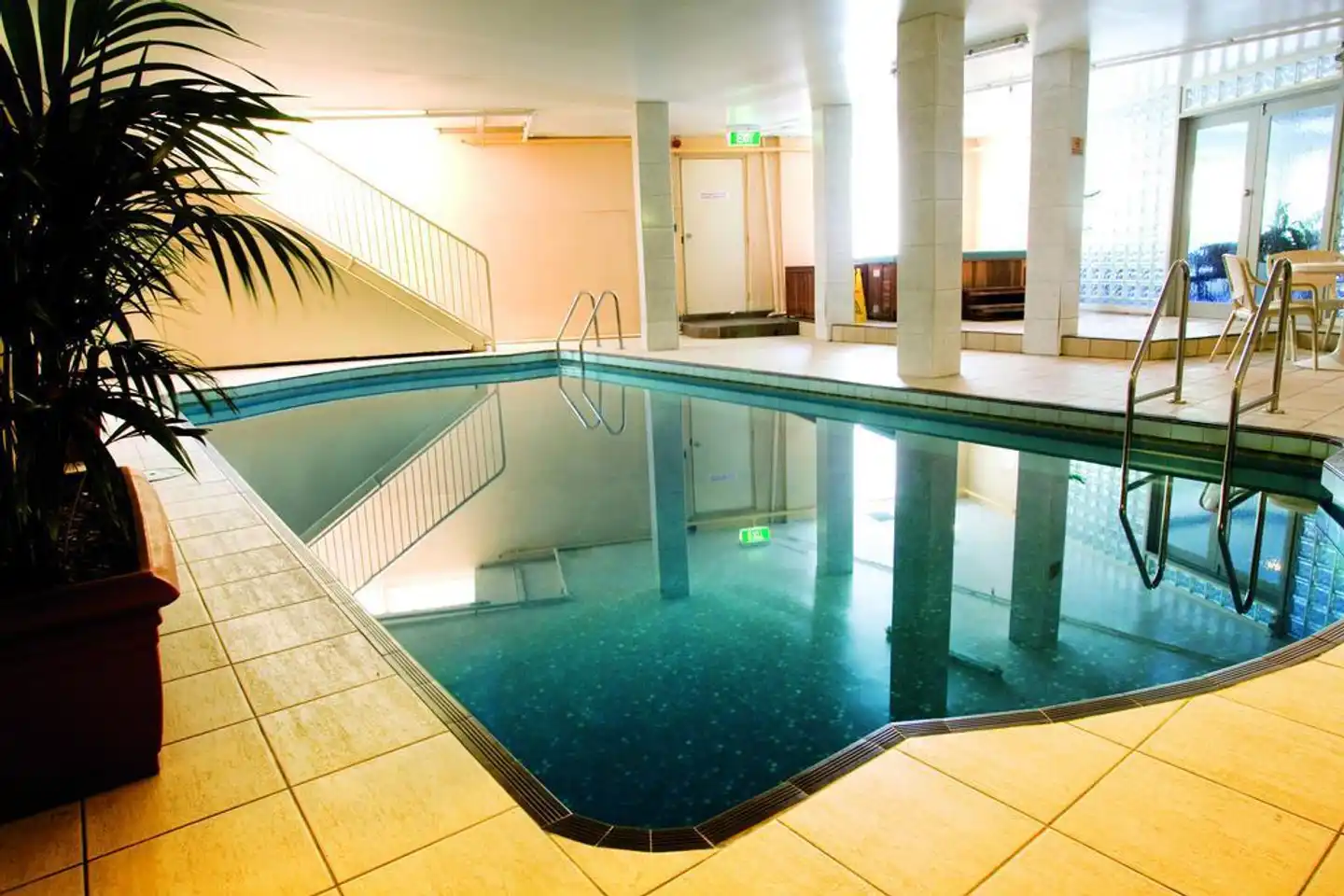 Adelaide Royal Coach Hallenbad