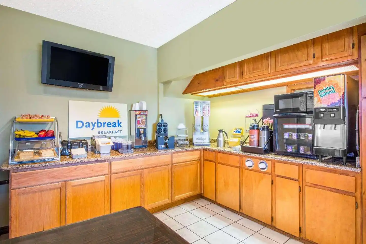 Days Inn by Wyndham Alamogordo Lobby