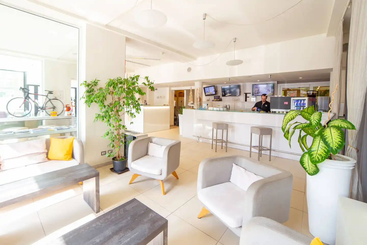 Ferretti Beach Hotel Bar