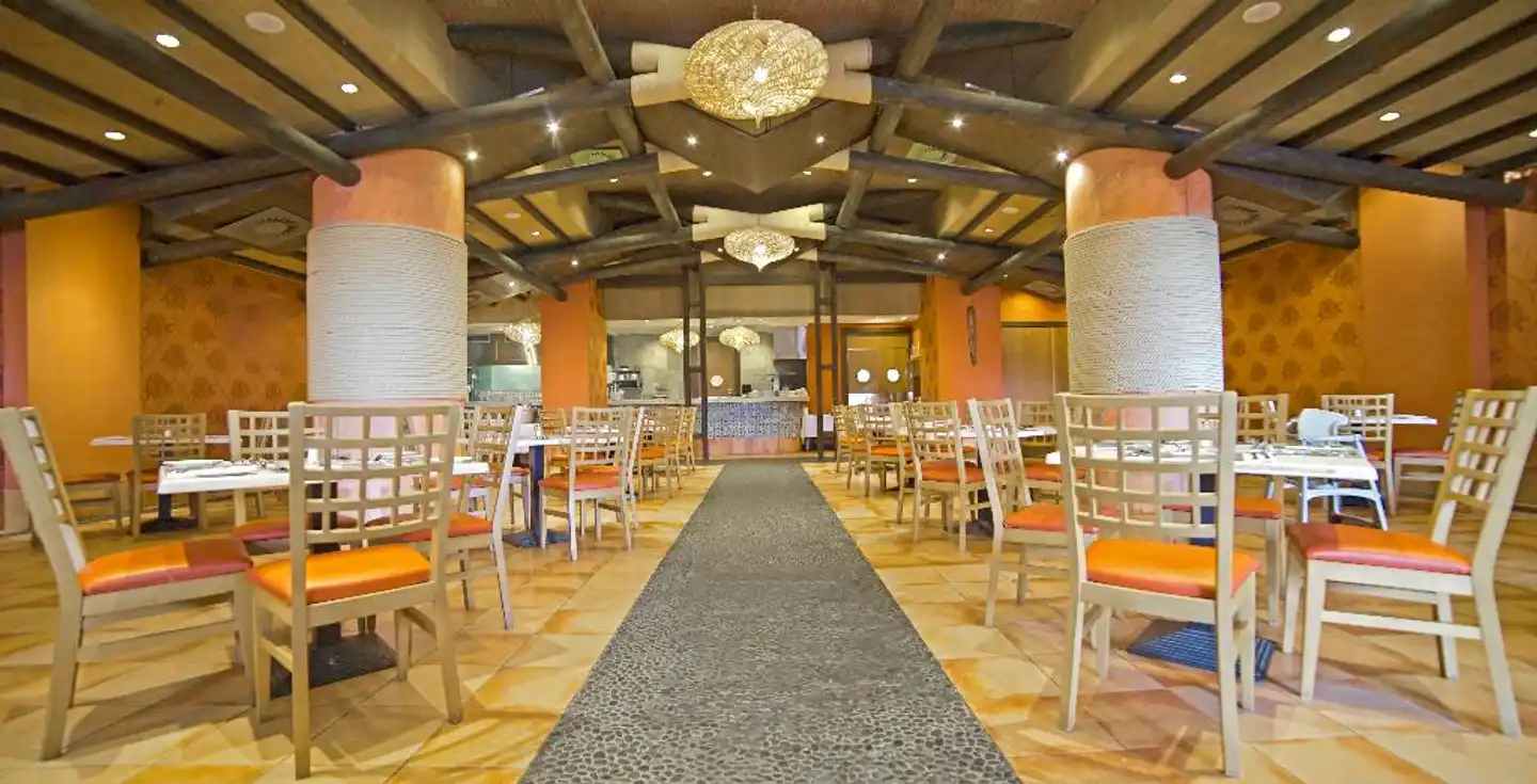 Holiday World Polynesia Hotel Lobby