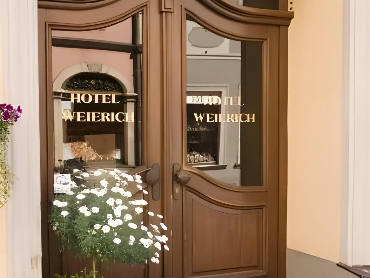Weierich Lobby
