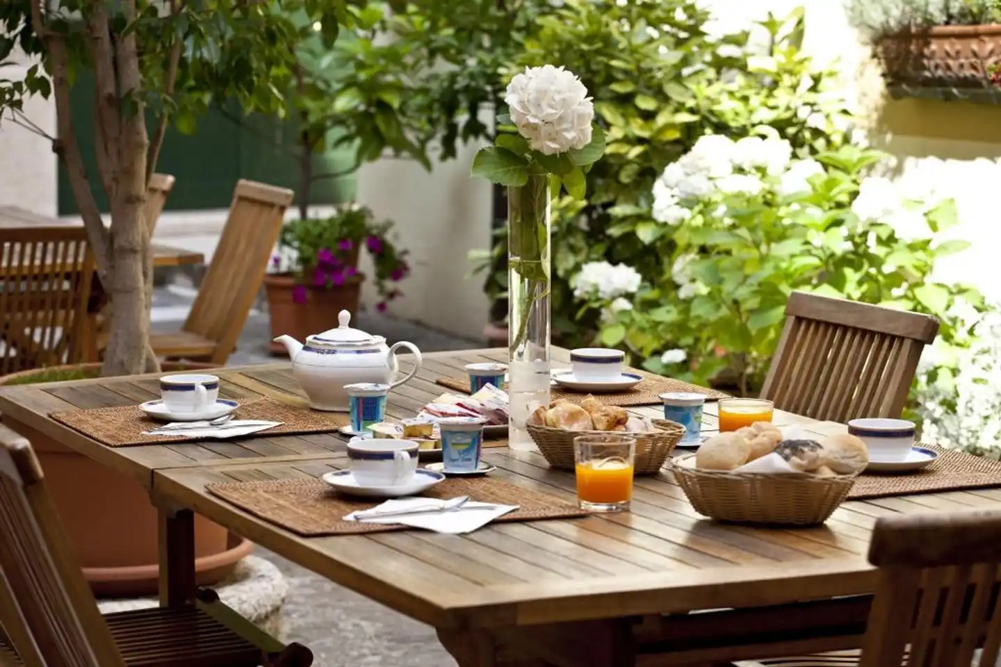 Scalzi Restaurant