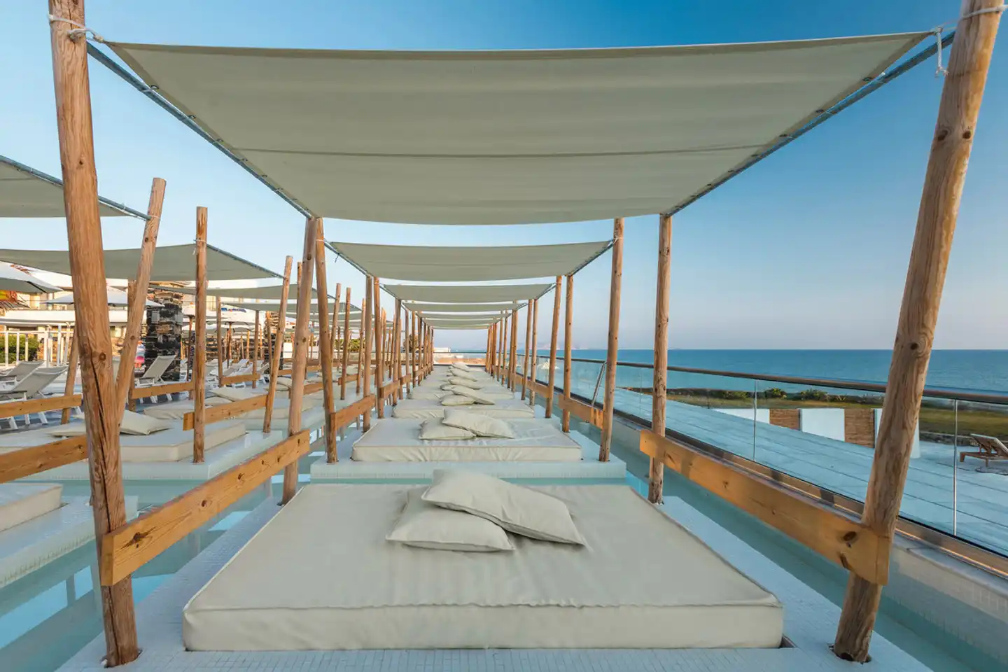 The Island Terrasse