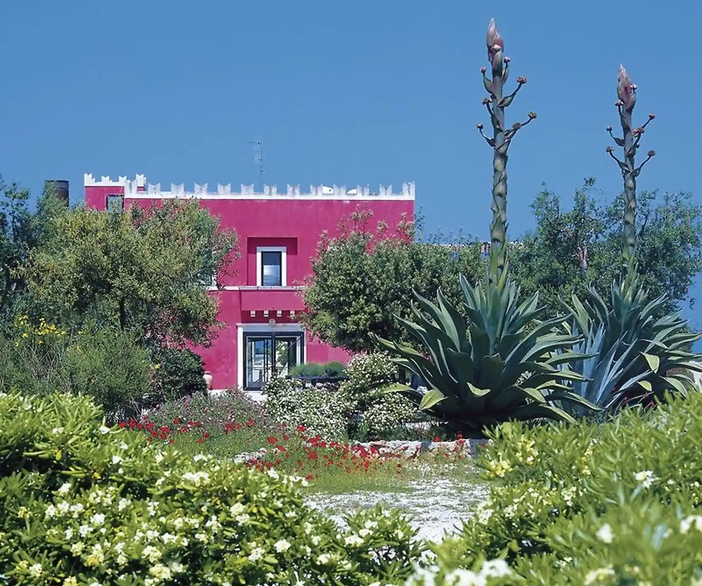 Grand Hotel Masseria Santa Lucia Aussenansicht