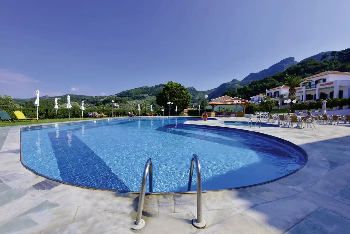 Arion Pool