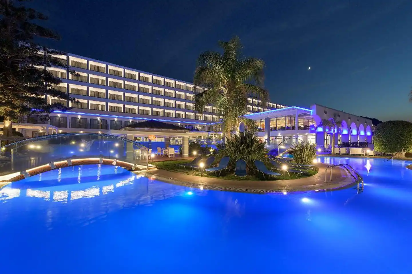 Oceanis Beach Hotel Aussenansicht