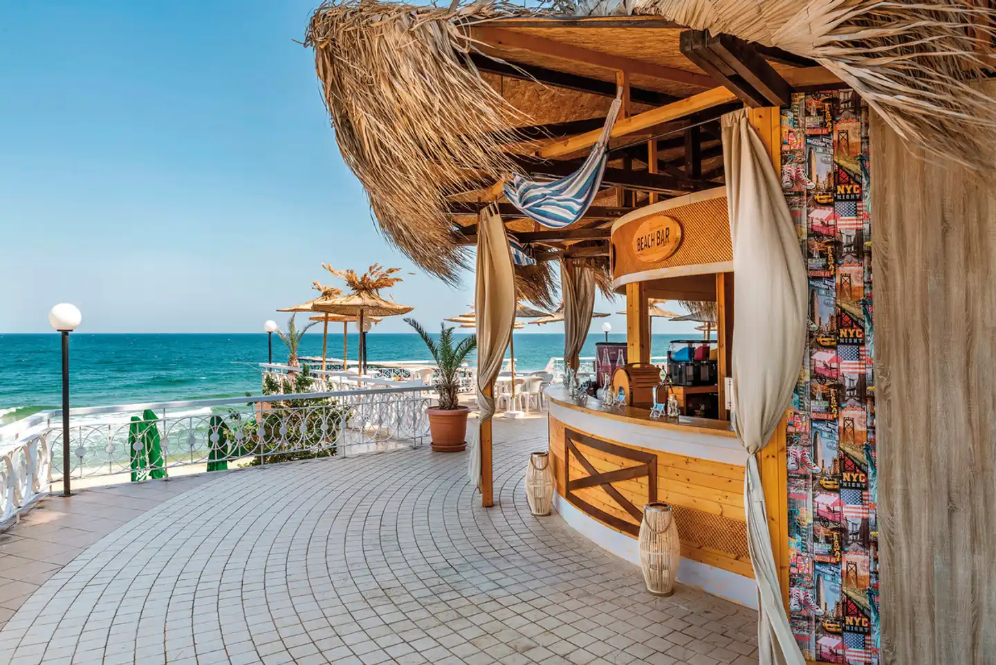 Marina Bar