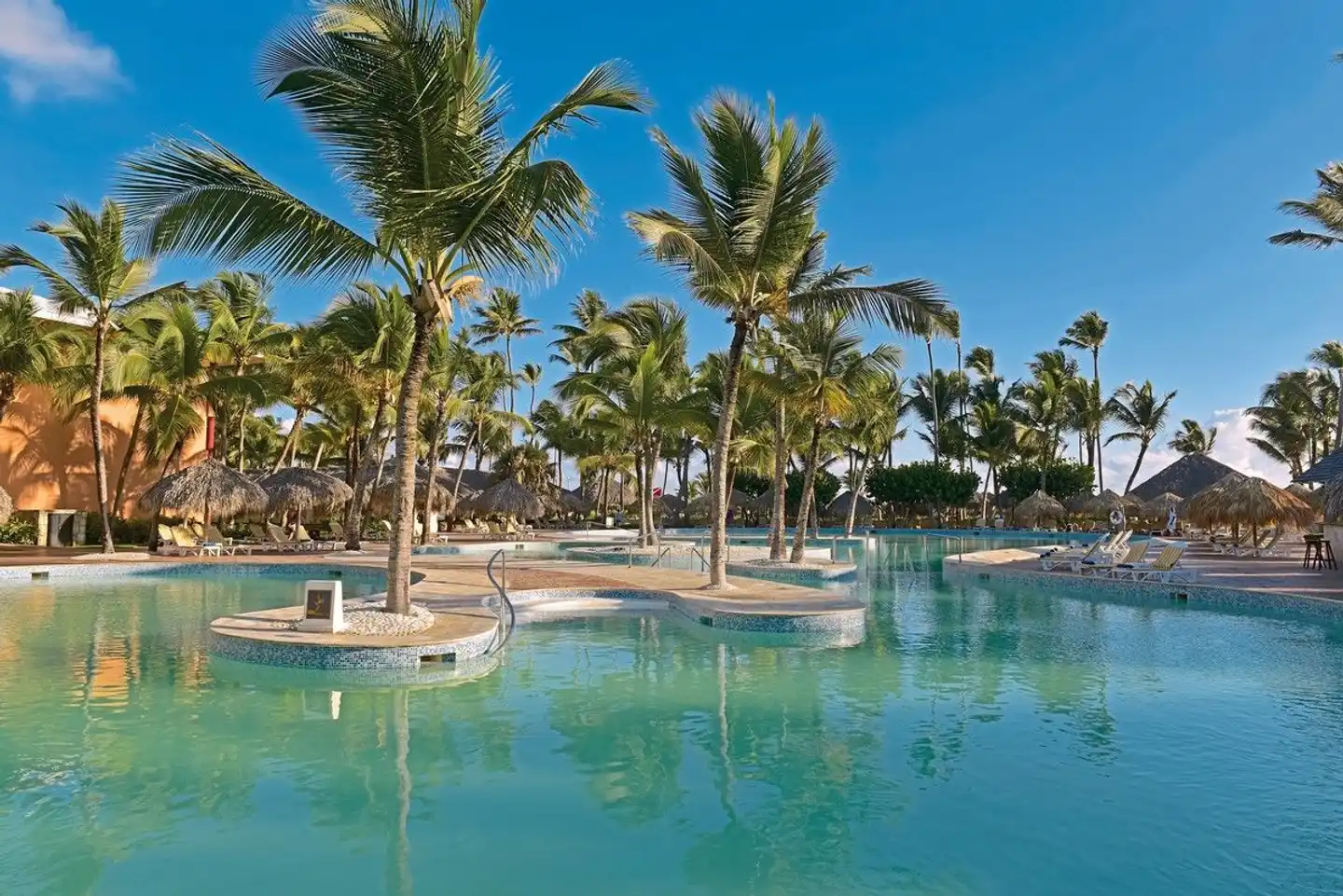 Iberostar Waves Punta Cana Pool