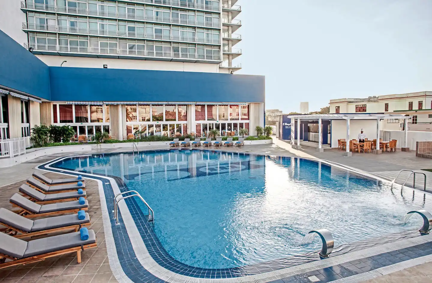 Tryp Habana Libre Pool