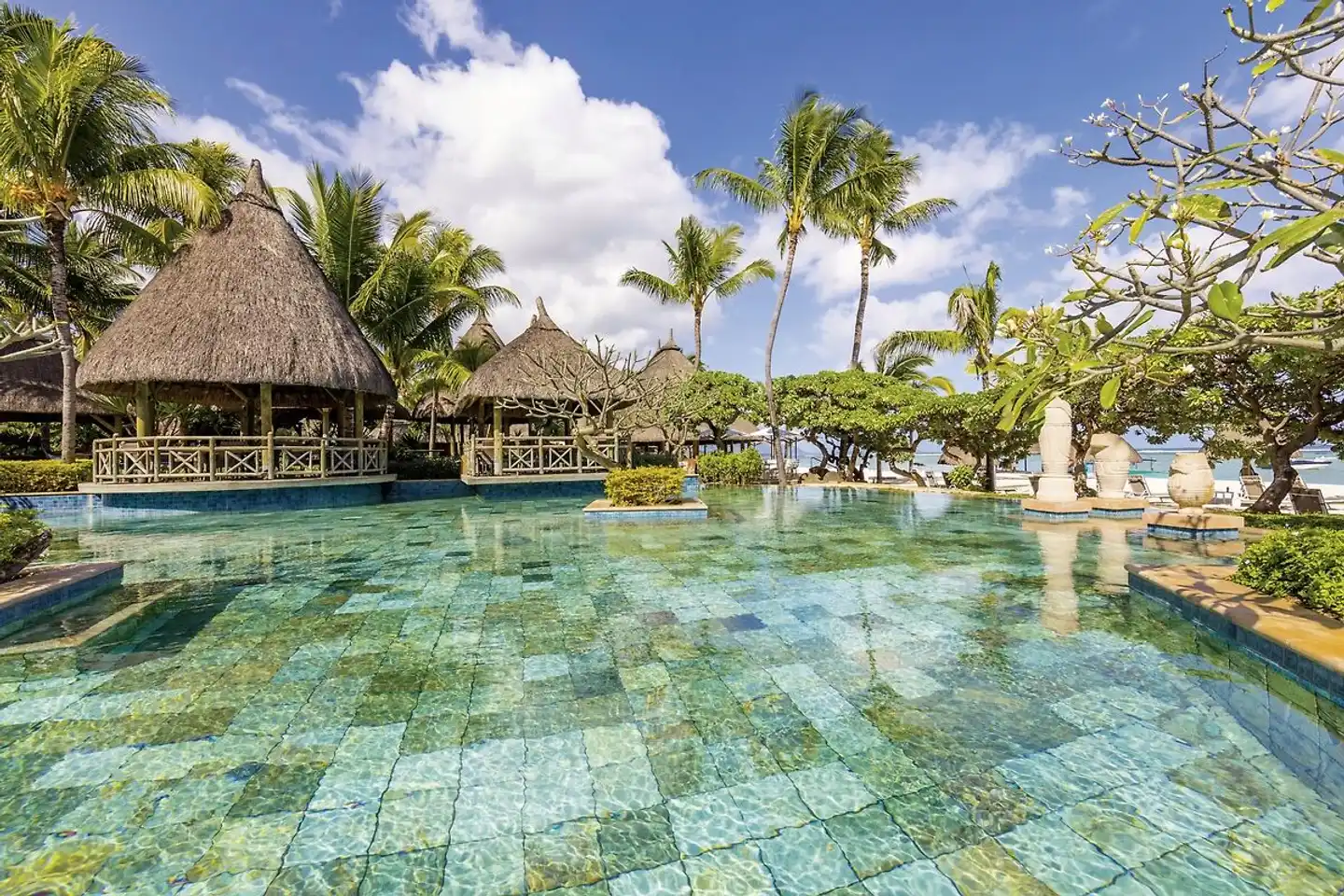 La Pirogue Mauritius Pool