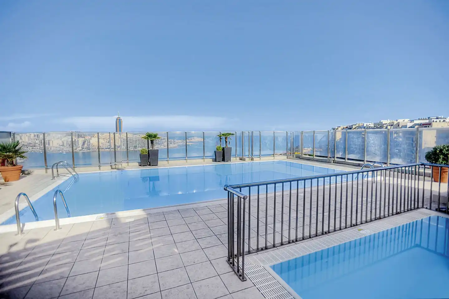 Plaza Regency Hotel Pool