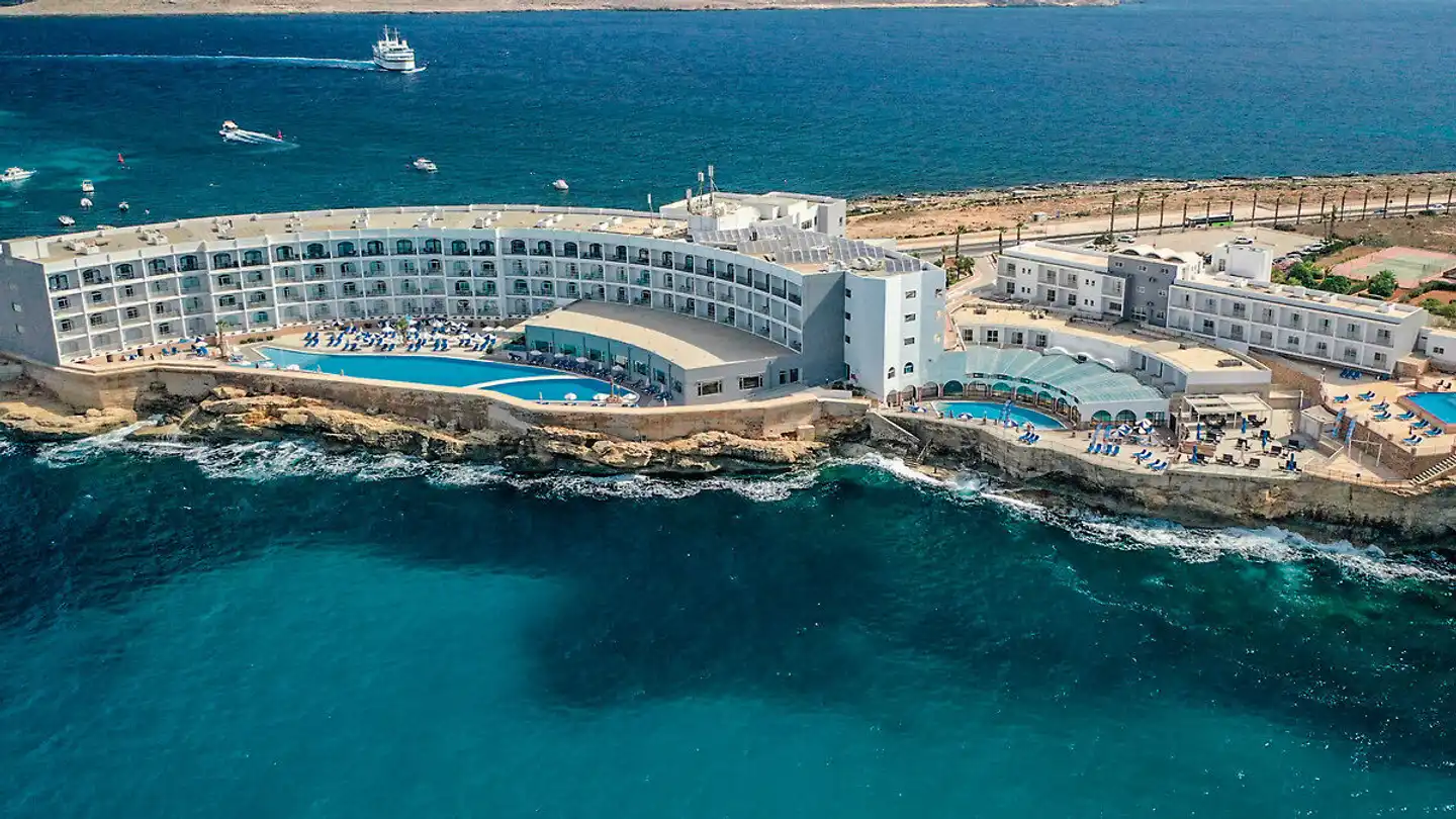 Paradise Bay Resort Aussenansicht