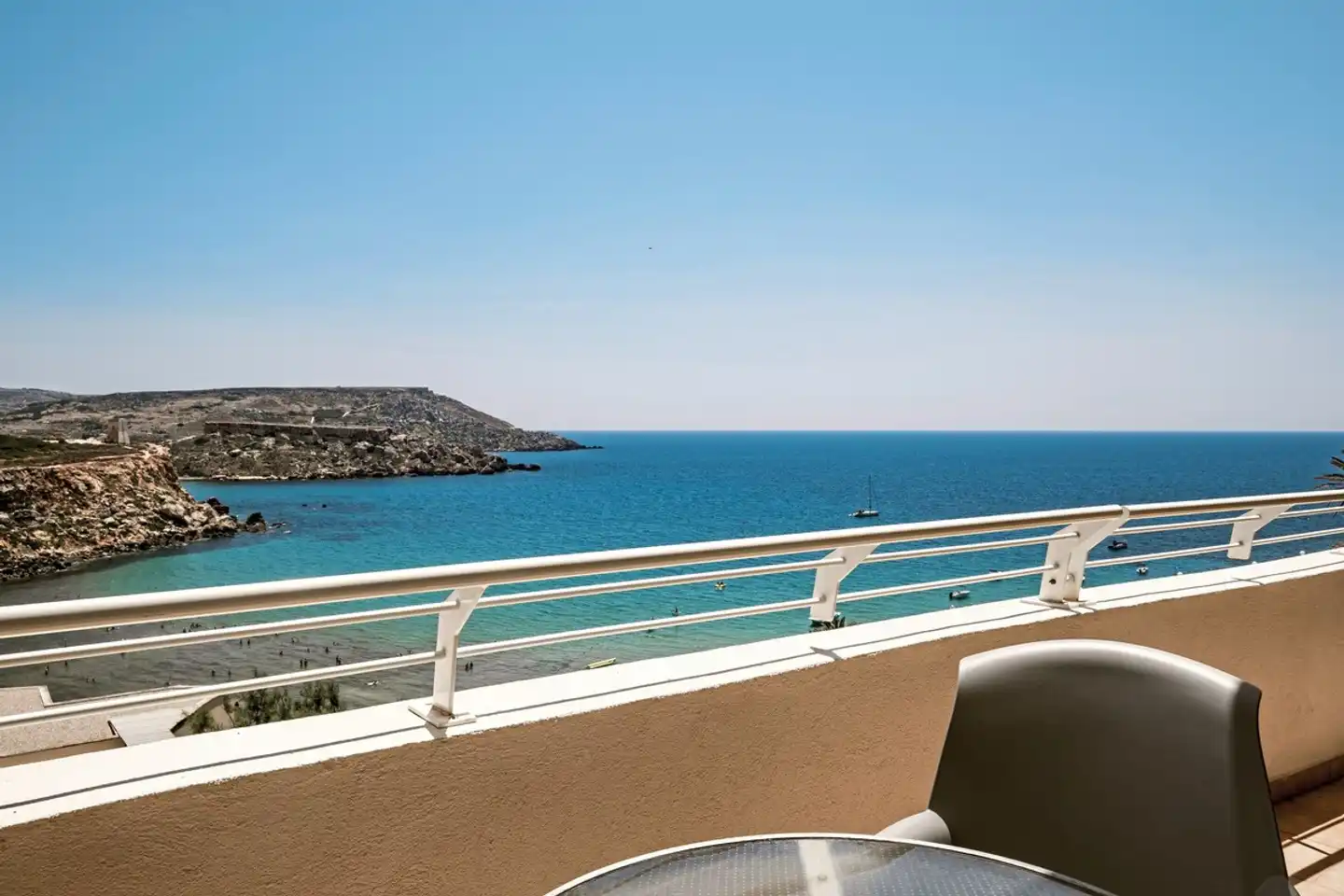 Radisson Blu Resort & Spa, Malta Golden Sands Terrasse