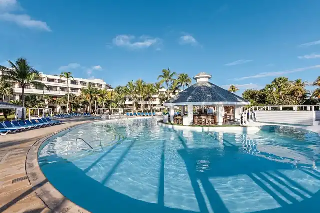 Sol Palmeras Pool