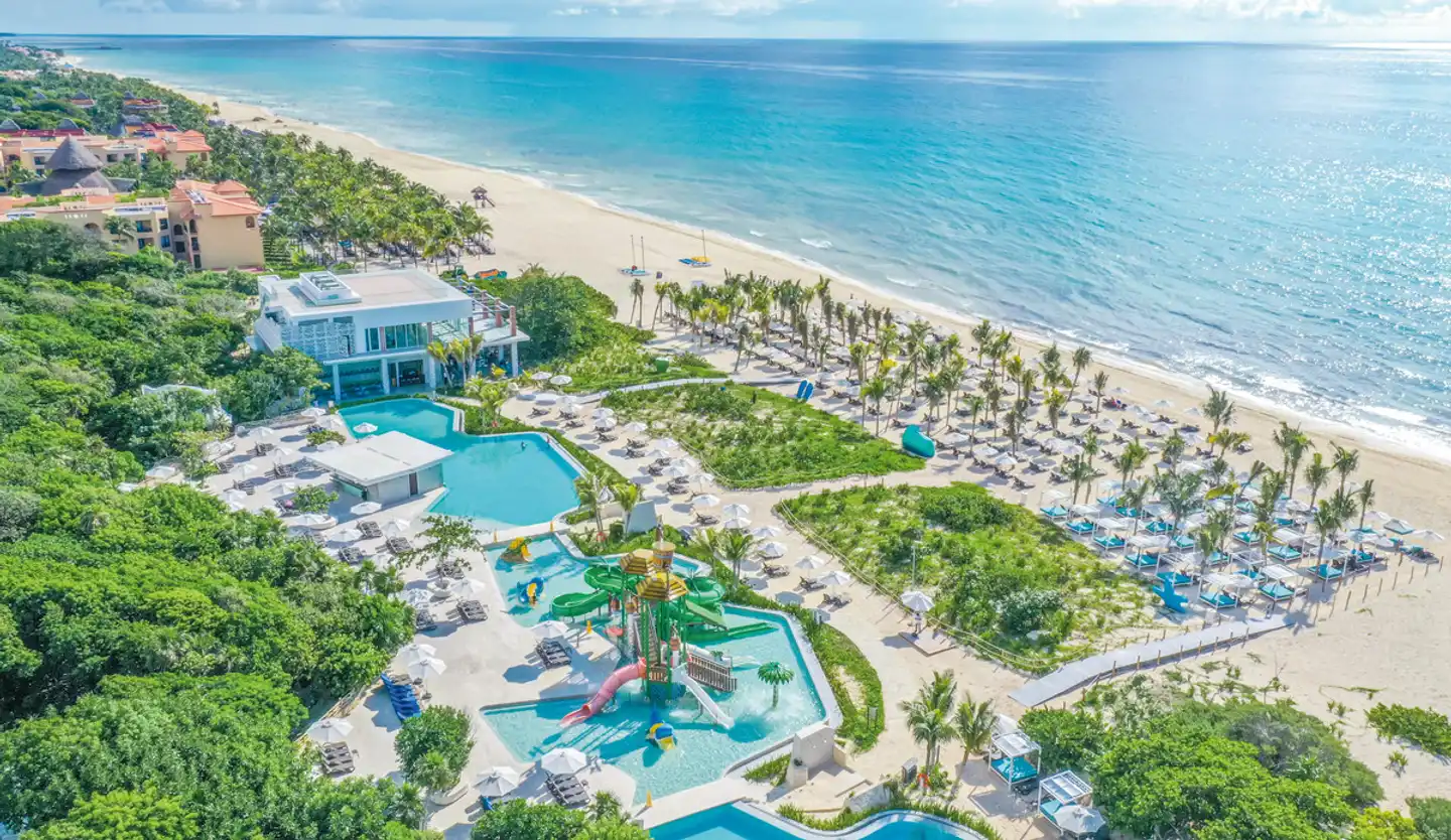 Sandos Playacar Aussenansicht