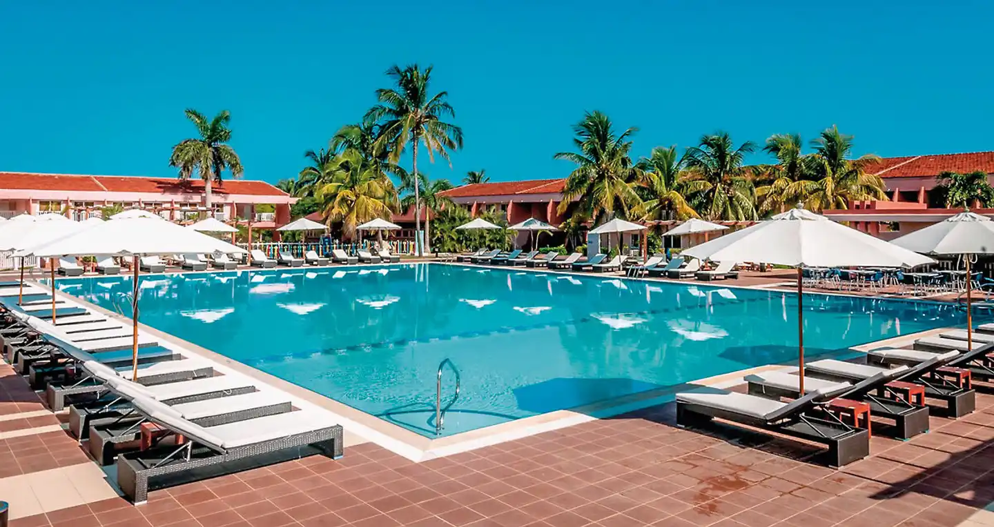 Blau Arenal Habana Beach Pool