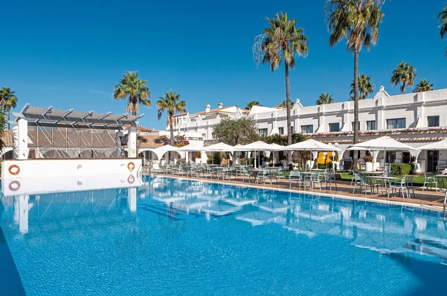 Playa de la Luz Pool