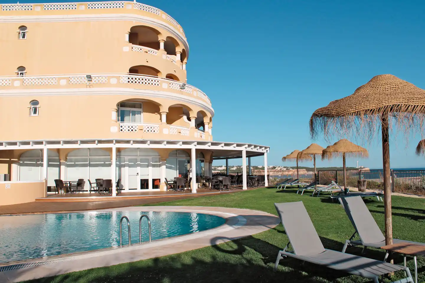 AP Oriental Beach Aussenansicht