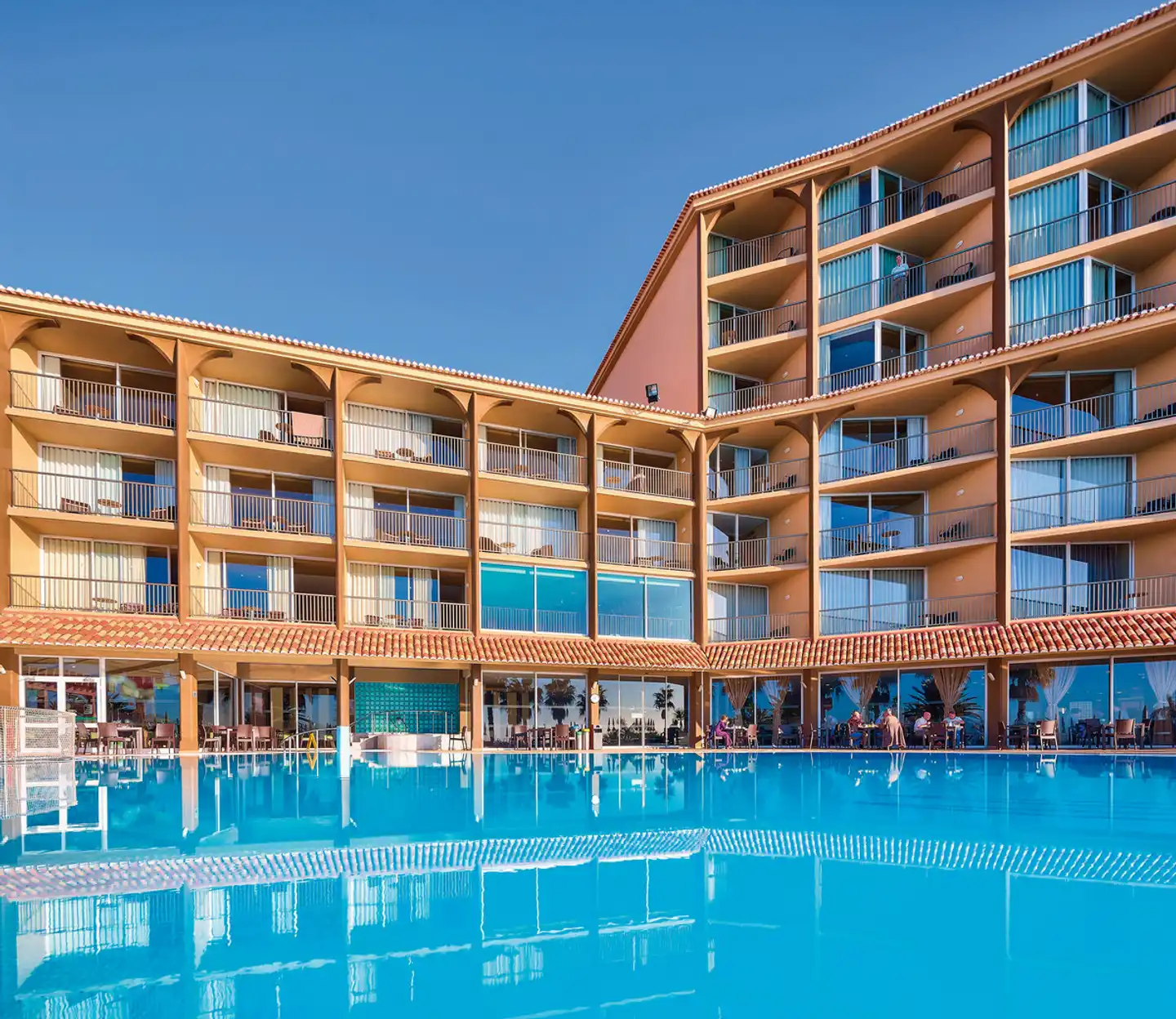 The Views Oásis Pool