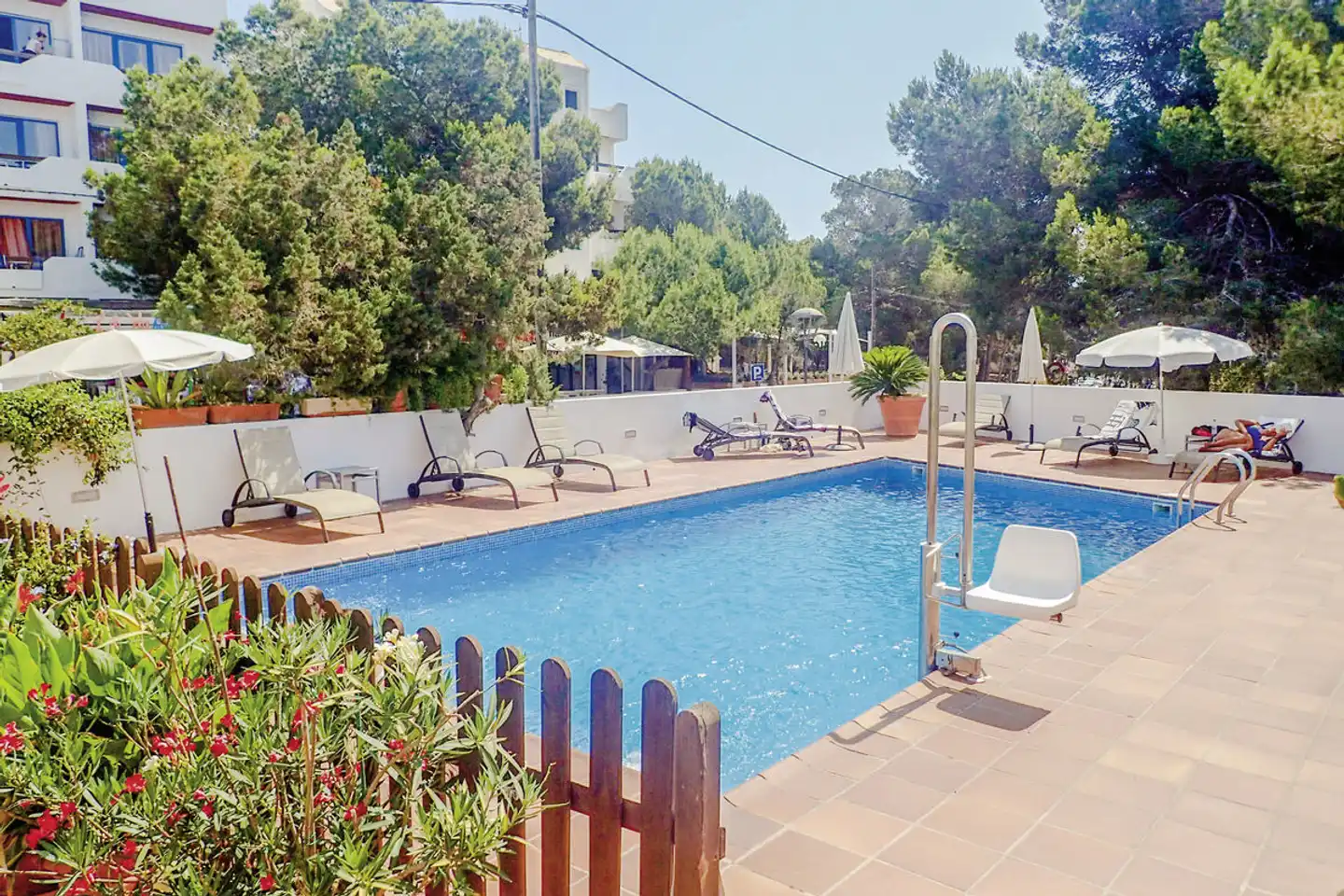 Roca Plana Pool