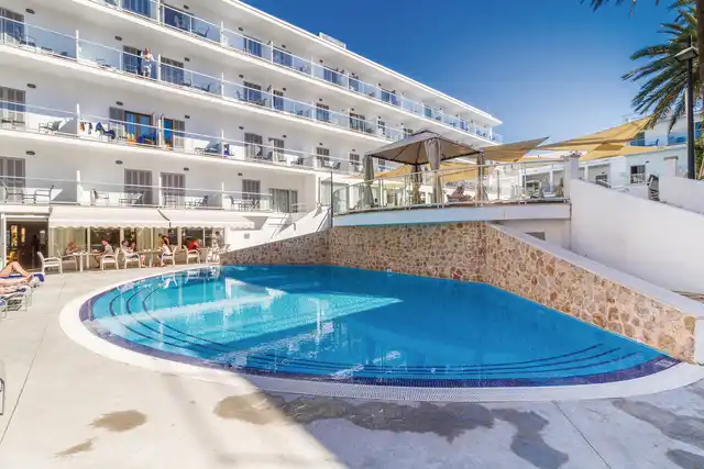 Eix Alcudia 18+ Pool