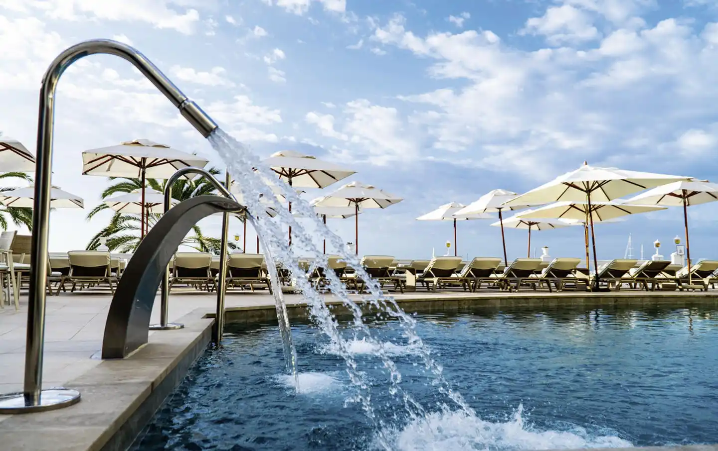 SantoS Nixe Palace Pool