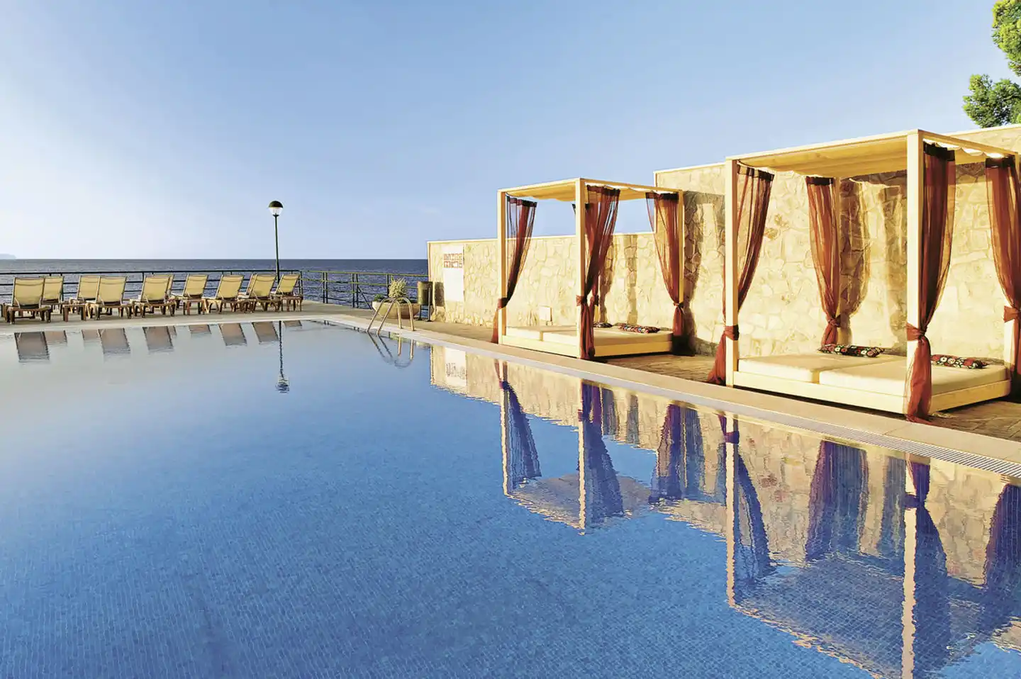 Barceló Illetas Albatros Pool