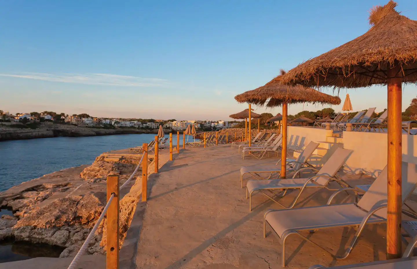 JS Cape Colom Strand