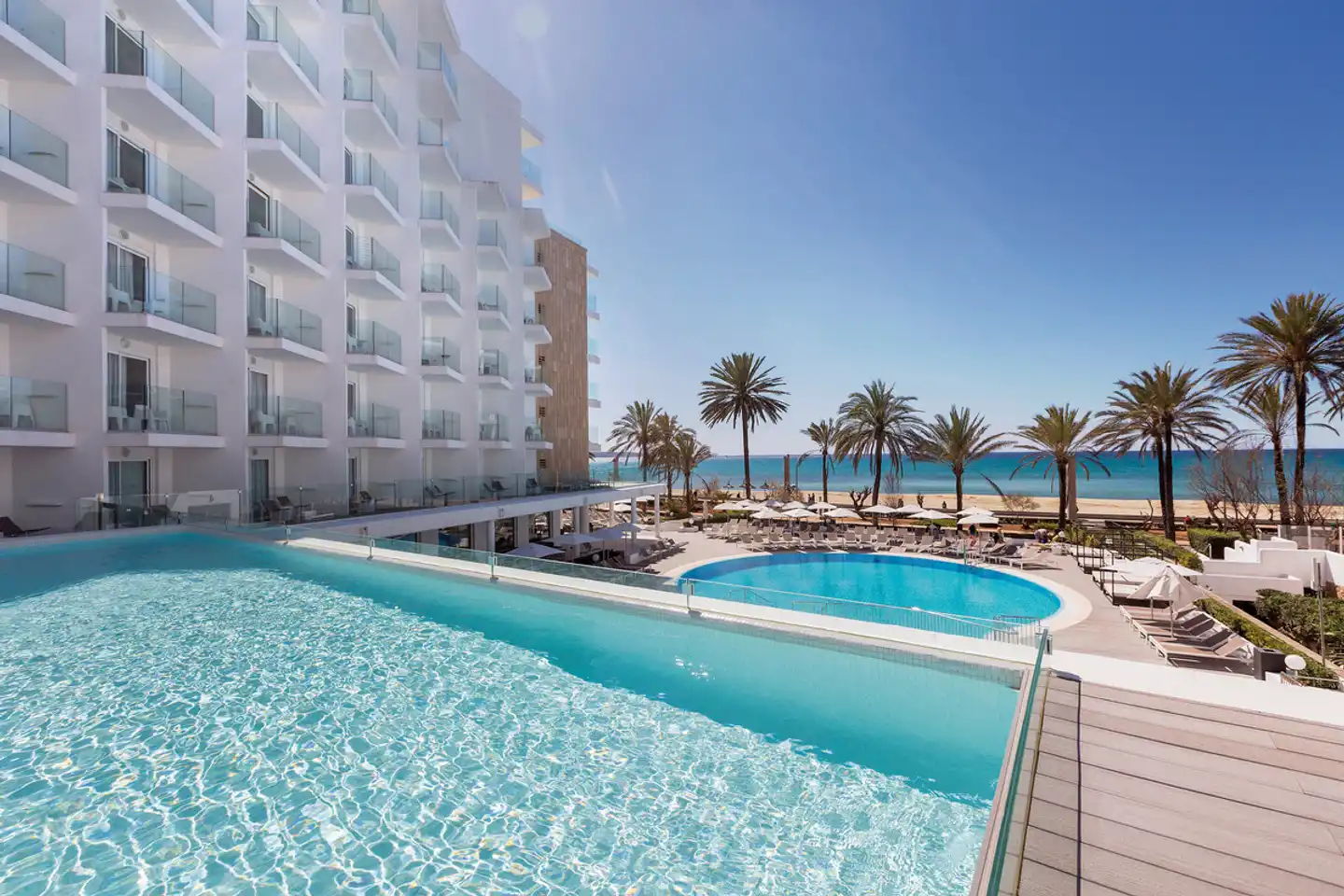 HM Tropical Pool