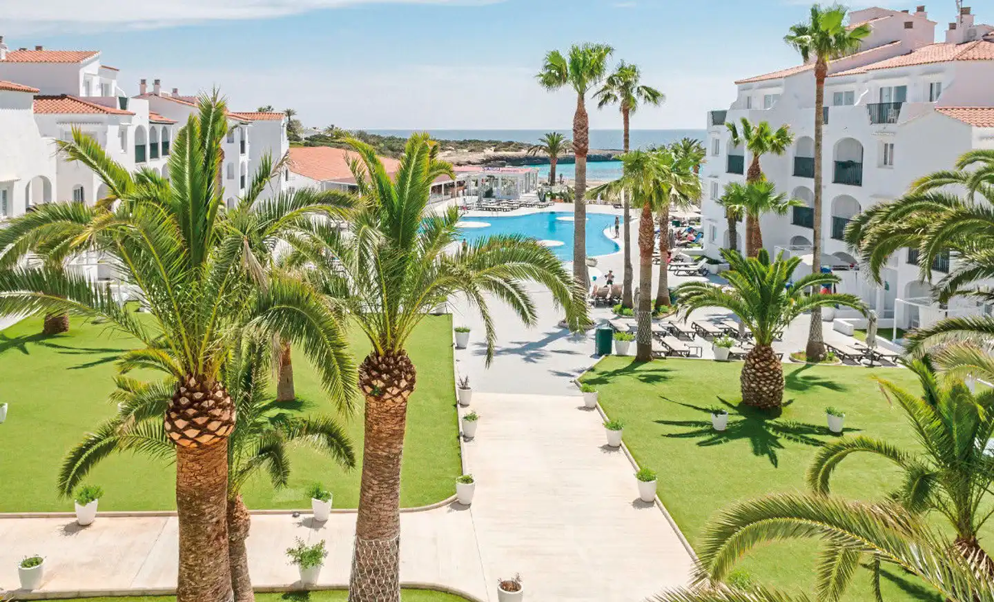Carema Beach Menorca Aussenansicht
