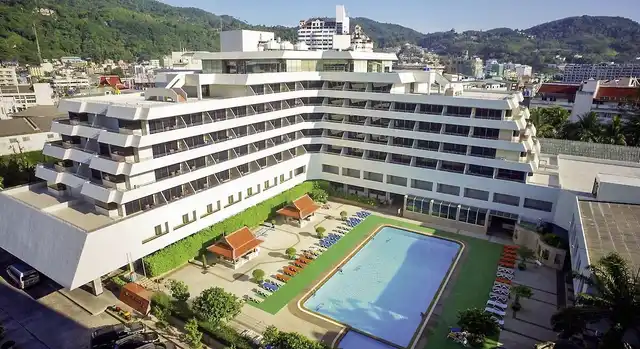 Patong Resort Aussenansicht