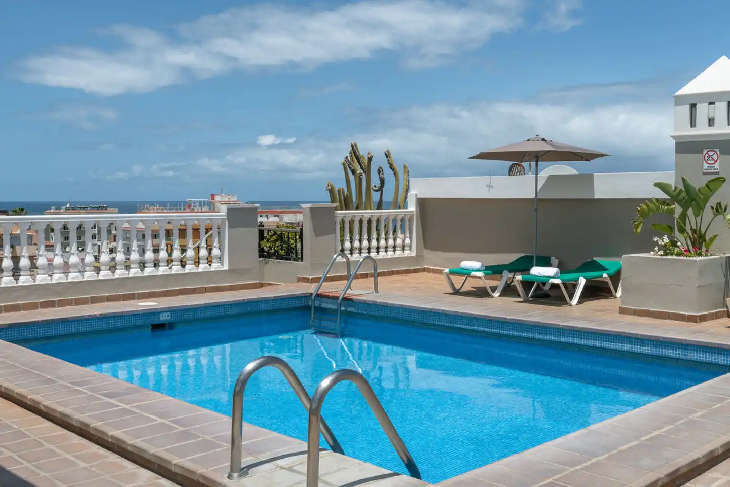 Marte Pool
