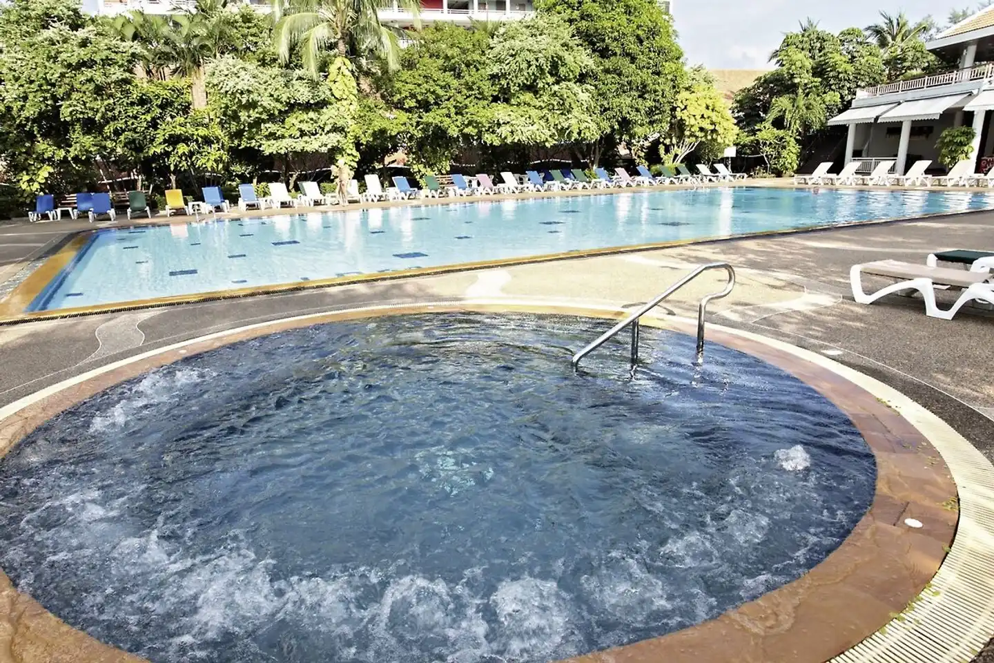 Patong Resort Pool