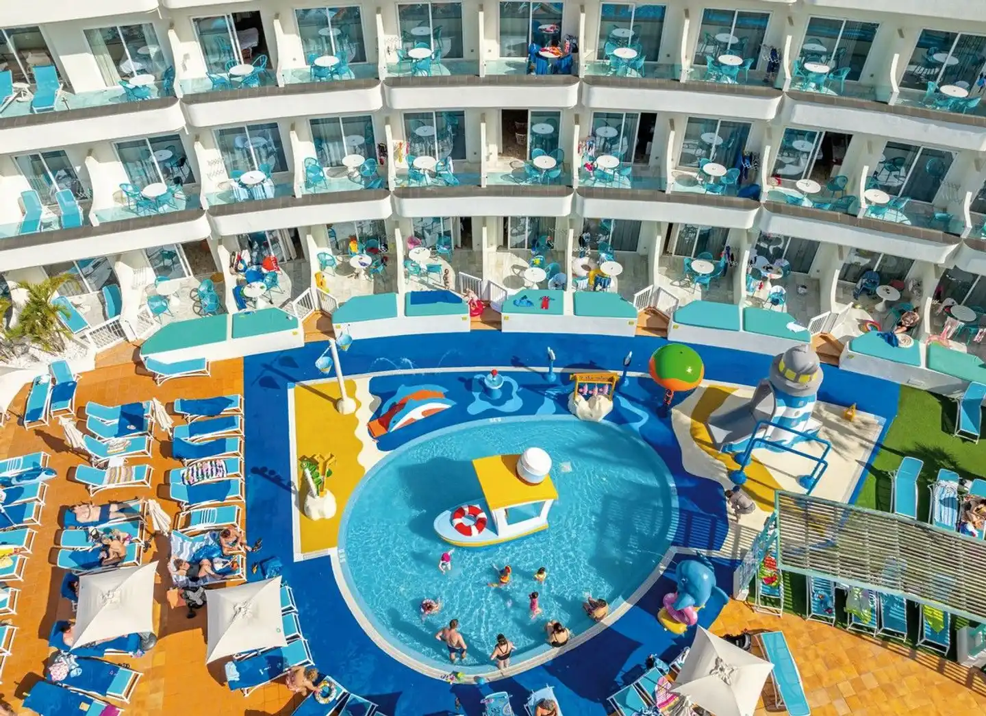 HOVIMA La Pinta Beachfront Family Hotel Sport und Entertainment