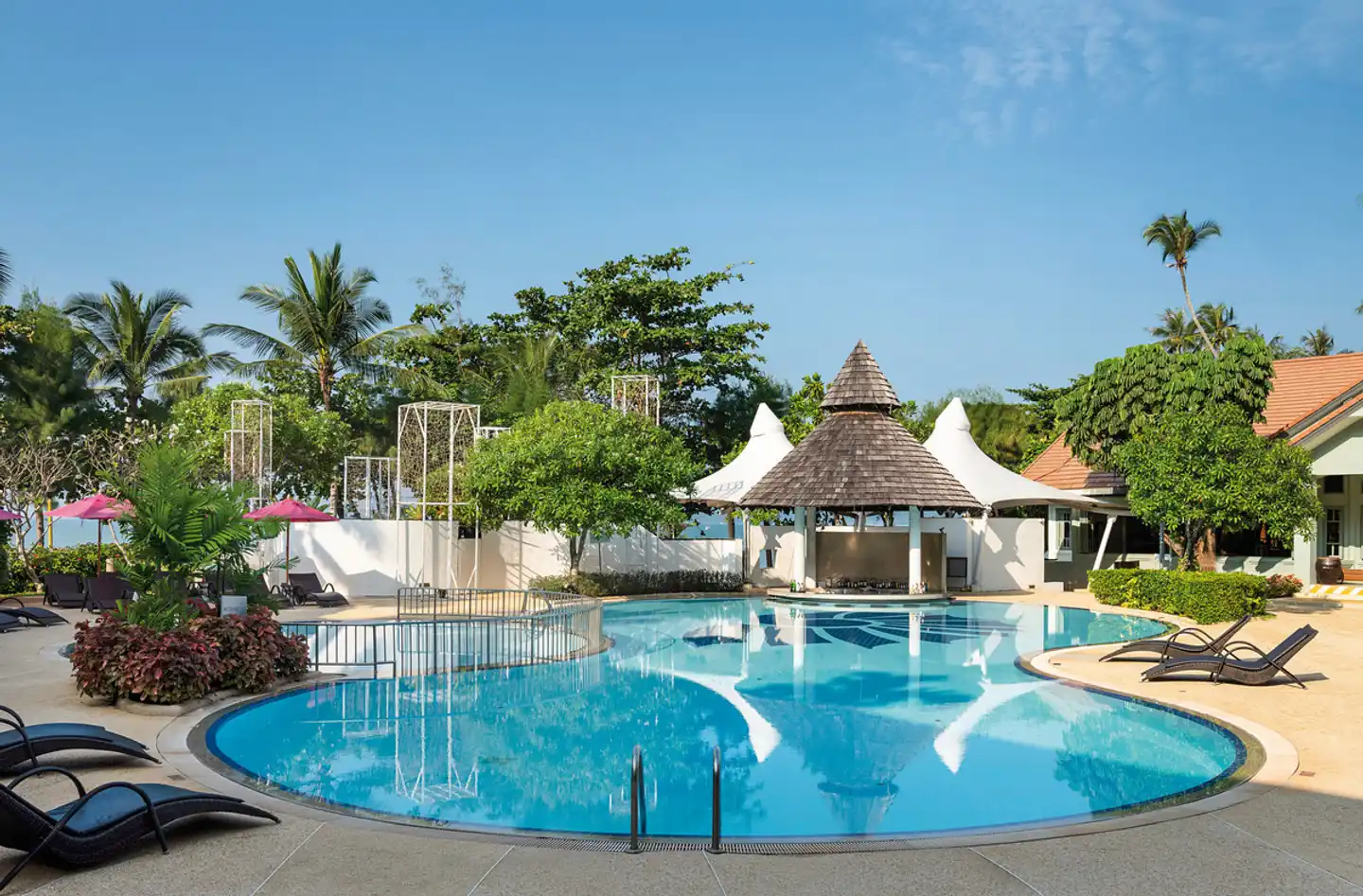 Aonang Villa Resort Pool